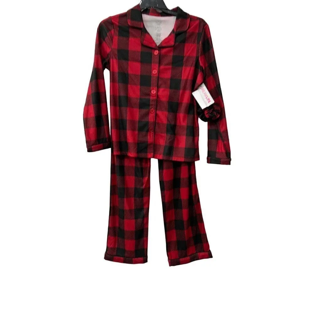 New DreamLife Size Kids S (7-9) Flannel Pajama Set w/Scrunchies Black/Red Plaid